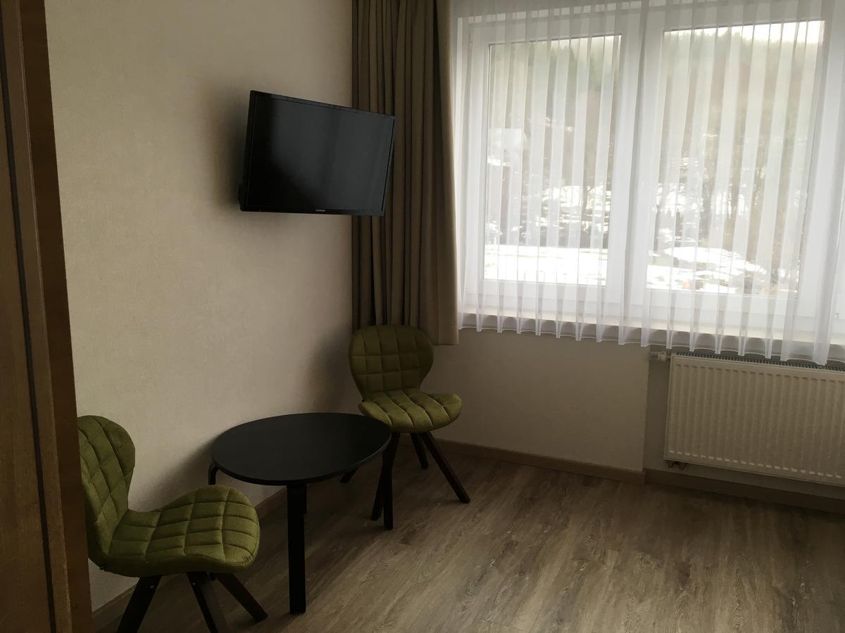 Hotel-Pension Zum Paradies Willingen  Dış mekan fotoğraf