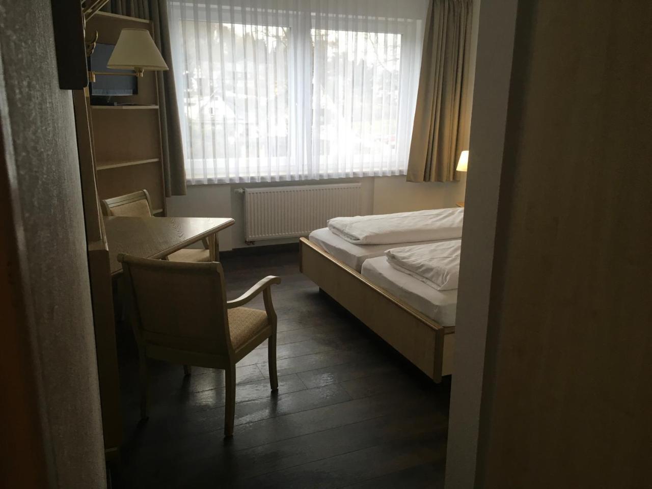 Hotel-Pension Zum Paradies Willingen  Dış mekan fotoğraf